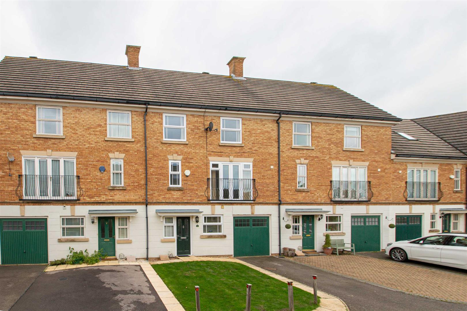 Clegg Square, Shenley Lodge, Milton Keynes
